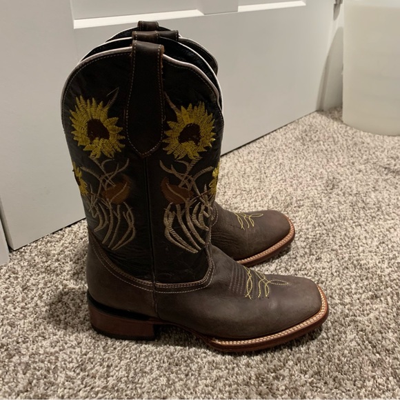 *NEW* Authentic Mexican-Made Boots - Picture 3 of 7